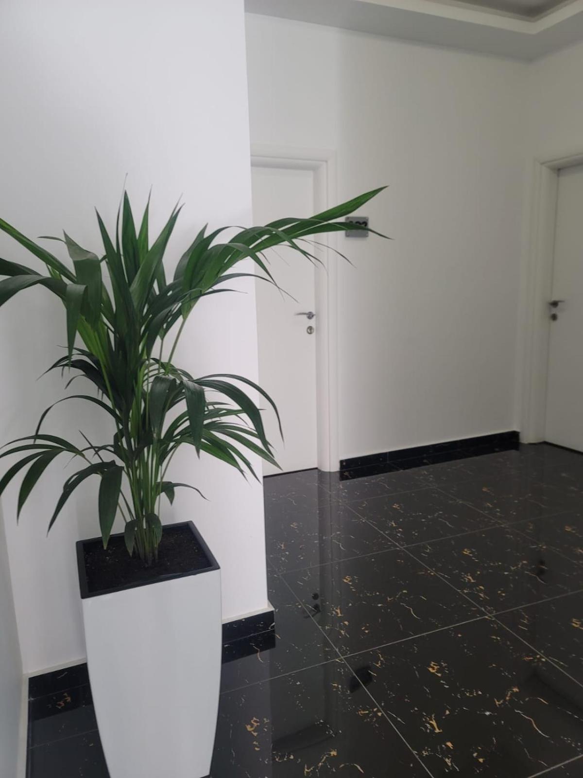 Hotel Myrtai - City Center Sarandë Eksteriør billede