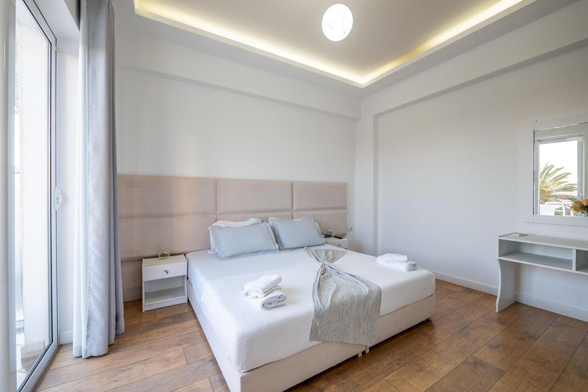Hotel Myrtai - City Center Sarandë Eksteriør billede